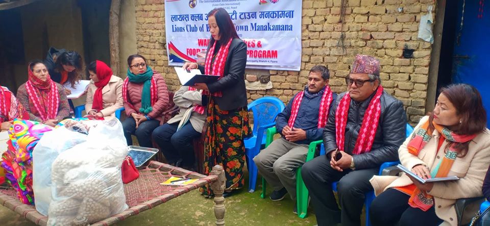 लायन्स क्लब अफ भृकुटिद्वारा मुसहर समुदायलाई खाद्यान्न तथा लत्ताकपडा वितरण ।