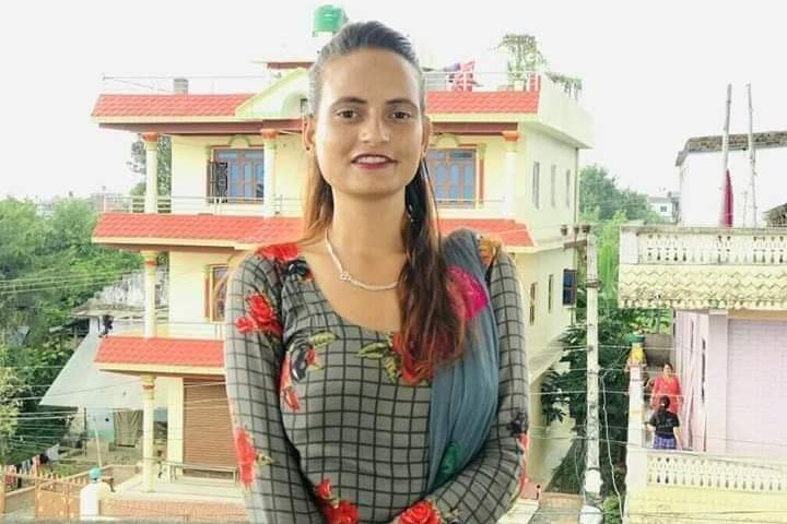 सवारी  दुर्घटनामा सञ्चारकर्मी  लामिछानेकाे मृत्यु,दाईको उपचार हुँदै