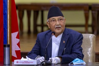 प्रधानमन्त्री ओली धनगढी आउने भएपछि ‘कालो मास्क’ मा प्रतिबन्ध