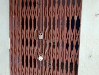 देवदह नगर पार्टी कार्यालयमा दाहाल–नेपाल समूहको तालाबन्दी