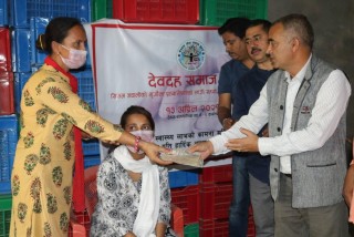 देवदह समाज युएईद्धारा मृगौला पिडित ज्ञवालीलाई सहयोग रकम हस्तान्तरण