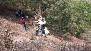 गुल्मी वाट स्वर्गद्वारि जाँदै गरेको जिप दुर्घटना ४ जनाको मृत्यु ४ जना गम्भीर घाइते