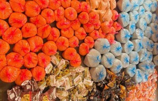 राष्ट्रिय युवा संघद्वारा देवदहमा ७० परिवारलाई खाद्यान्न बितरण