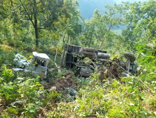 रुरुक्षेत्रको रिमुवामा मालबाहक ट्रिपर दुर्घटना