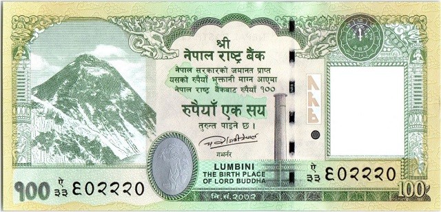 एक सय रुपैंया घुस दिएर प्रलोभनमा पार्न खोज्ने ३ जना प्रहरी हिरासतमा