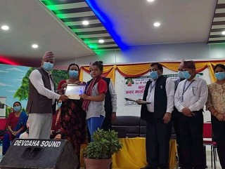 विद्यालय स्तरीय वादविवाद प्रतियोगितामा सगरमाथा स्कुलकी सापकोटा प्रथम