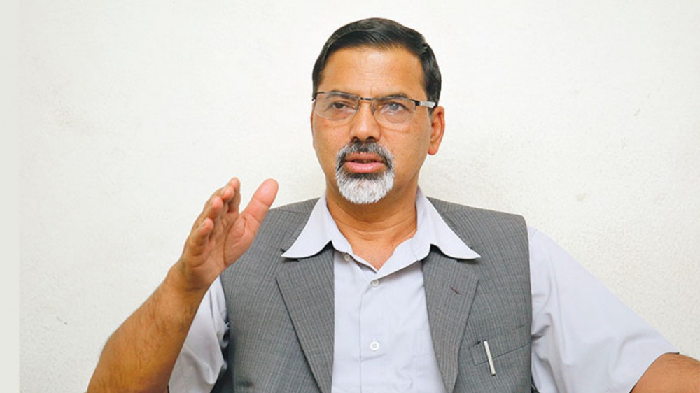 देशलाई ऋणमा धकेलेर सांसदलाई दशै भत्ता बाढ्न सकिन:अर्थमन्त्री शर्मा