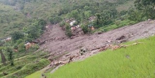 बझाङमा पहिरो : ७ घर पुरिए,२३ जना बेपत्ता