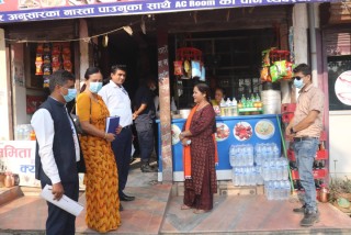 देवदहमा बजार अनुगमन:अधिकांश पसलमा म्याद गुज्रेका खाद्यपदार्थ भेटियो