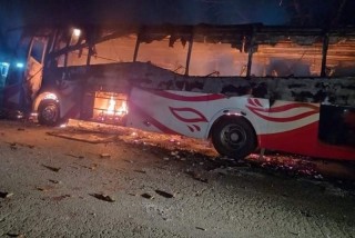 देउसी खेलिरहेको बेला बसले ठक्कर दियो : दुईको मृत्यु,पाँचजना घाइते