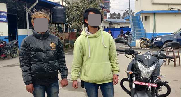 पठाओ राइडरलाई अपहरण गरि लुटपाट गर्ने दुई जना पक्राउ
