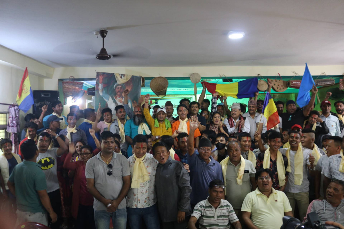 एमाले र माओवादी निकट युवा नेता सहित दुई सय बढी राप्रपामा प्रवेश