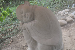 देवदहको स्मृति वन वाटिकामा यस्तो बन्यो पत्थरको मूर्ति(फोटो फिचर)