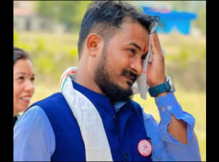माओवादी केन्द्र देवदह ७ बाट वडा अध्यक्षको उम्मेदवारी दिएका लम्साल को हुन् ?