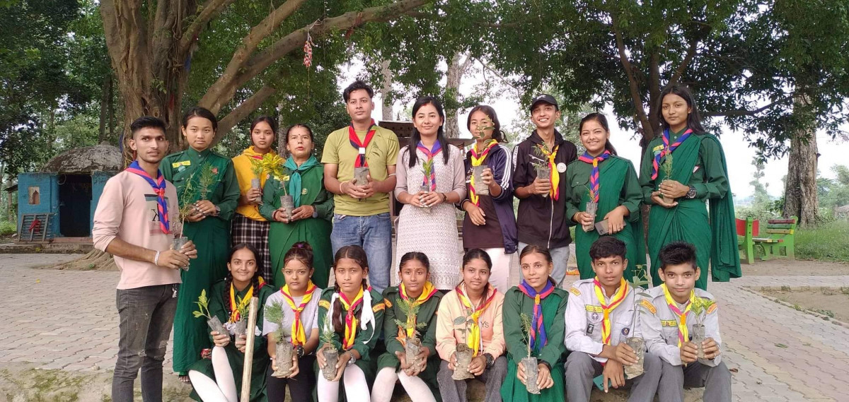 बिश्व बाताबरण दिवसको अवसरमा स्काउट देवदहद्वारा बृक्षारोपण