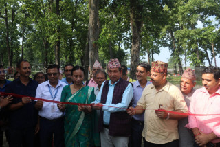 सोमबारे हात बजारमा निर्मित १ करोड १० लाखको टहरा उद्घाटन