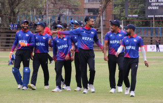 नेपालद्वारा युएईलाई २ सय ४९ रनको लक्ष्य
