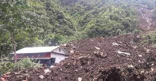 प्युठानमा पहिरोमा पुरिएर ६ जना बेपत्ता