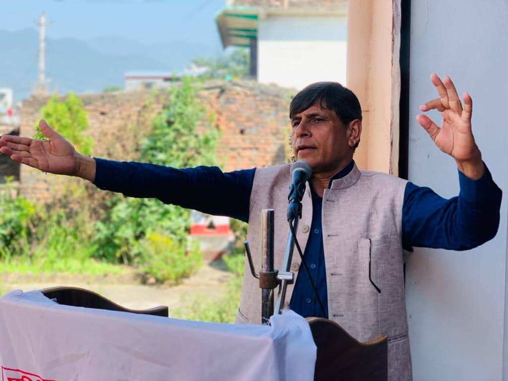 ओलीले देशको संबिधानमा आगो लगाउन थालेपछि गठबन्धन बनेको हो : भुसाल