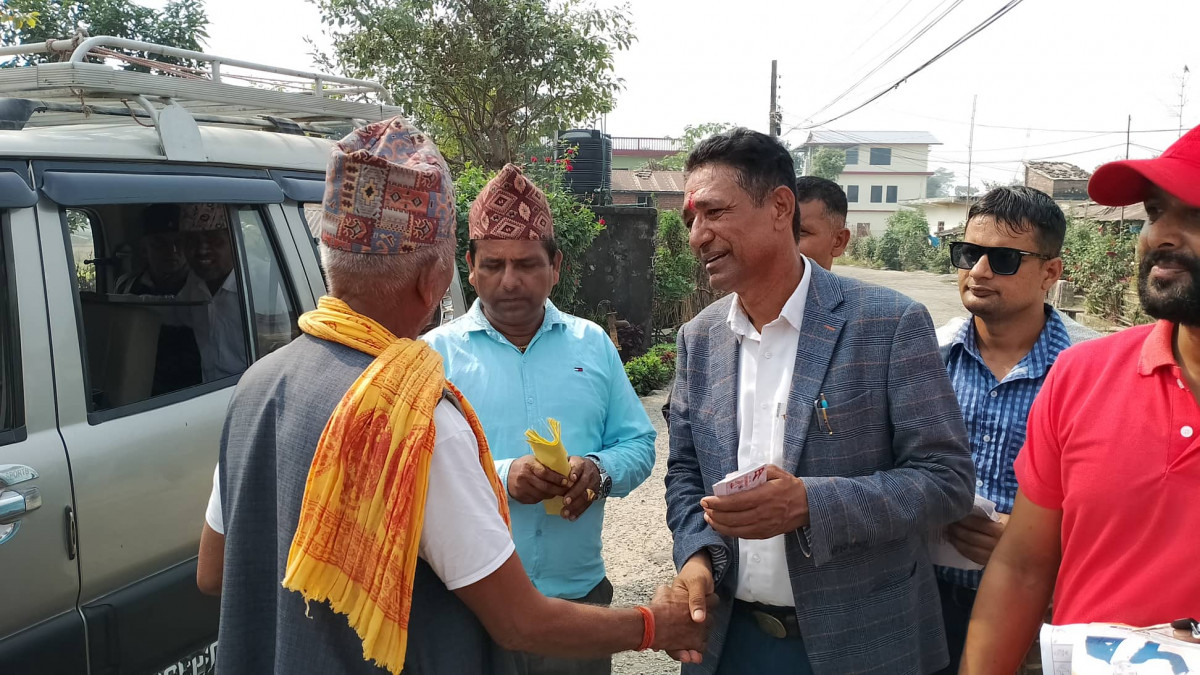निस्वार्थ जनताको सेवा गर्न उम्मेदवारी दिएको हुँ : चापागाईं