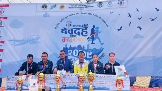 तिर्थ पुन र राममाया बुढालाई देवदह हाफ म्याराथनको उपाधि