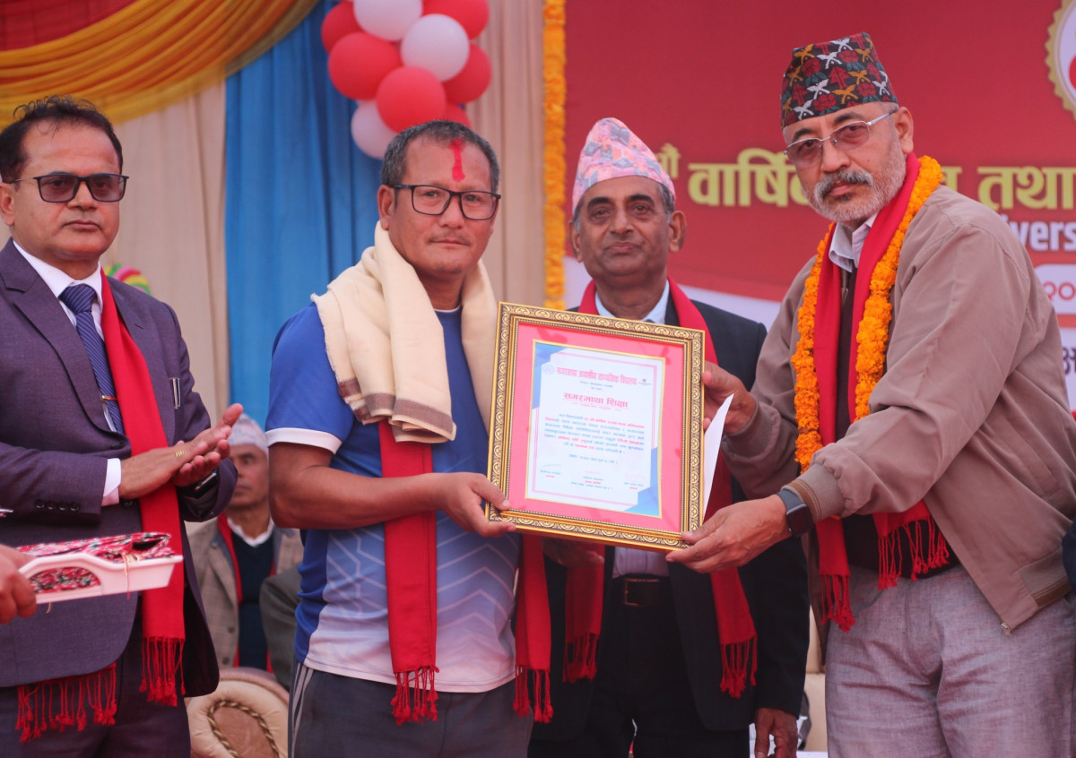 पत्रकार गोबिन्द घर्ती 'शैक्षिक पत्रकारिता पुरस्कार' बाट सम्मानित