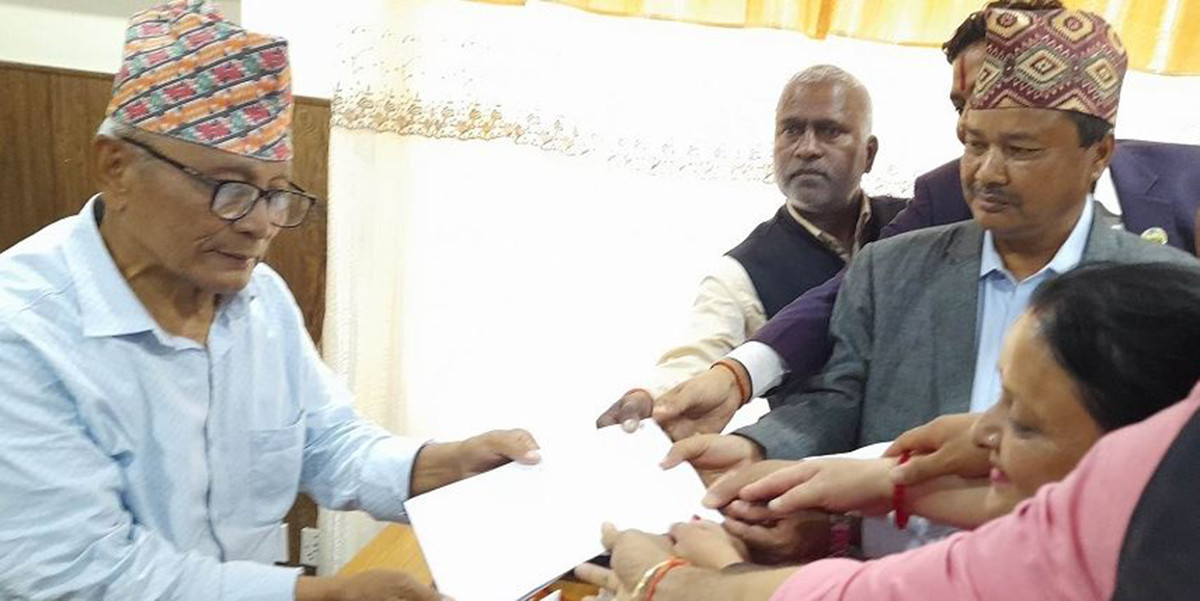 गिरी नेतृत्वको प्रदेश सरकार अल्पमतमा, चौधरीलाई मुख्यमन्त्री बनाउन माग