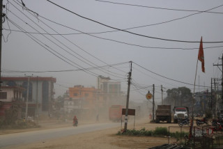 धुलाम्मे सडकले सास्ती
