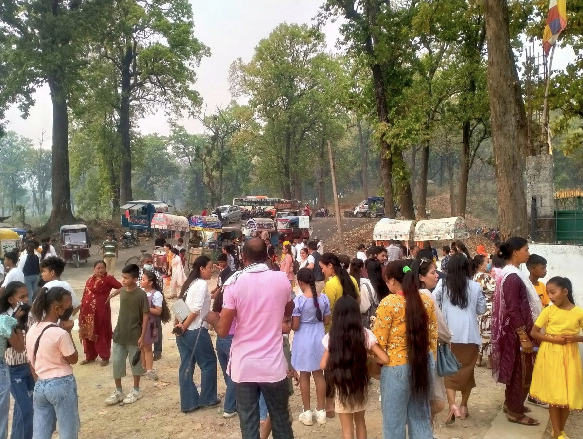 गौतम बुद्द राष्ट्रिय उद्यानमा आन्तरिक पर्यटकको घुइंचो