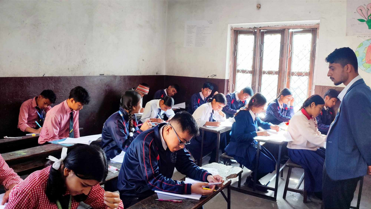 देवदहमा कक्षा ५ र ८ को आधारभूत तह उत्तीर्ण परीक्षा सुरु