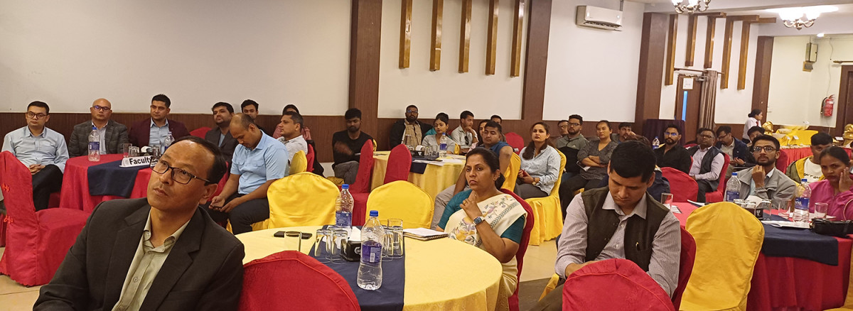 नेपाल इन्जिनियरिङ कलेजमा भर्ना भएका विद्यार्थीलाई शैक्षिक अभिमुखीकरण