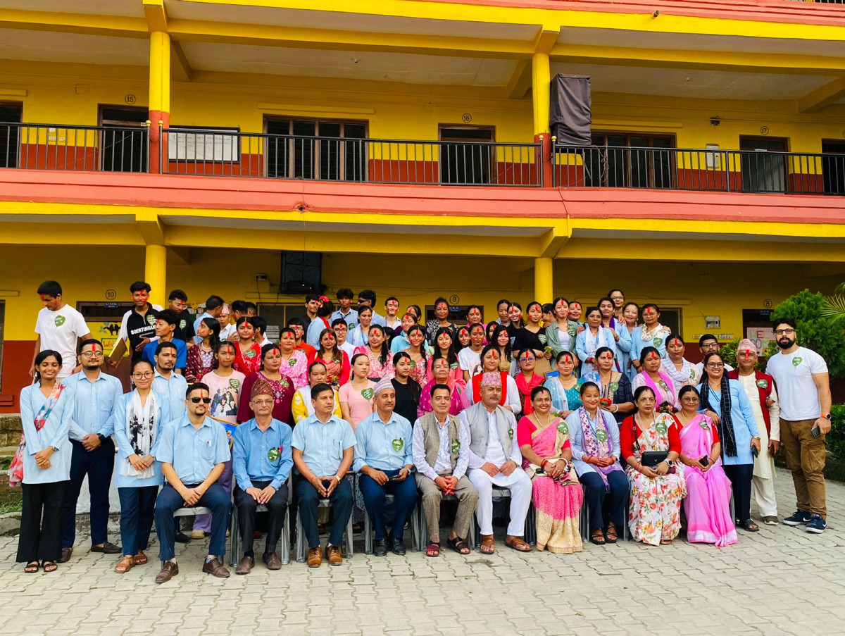 न्यू नमुनामा एसईई उतिर्ण विद्यार्थीलाई बधाई तथा सम्मान