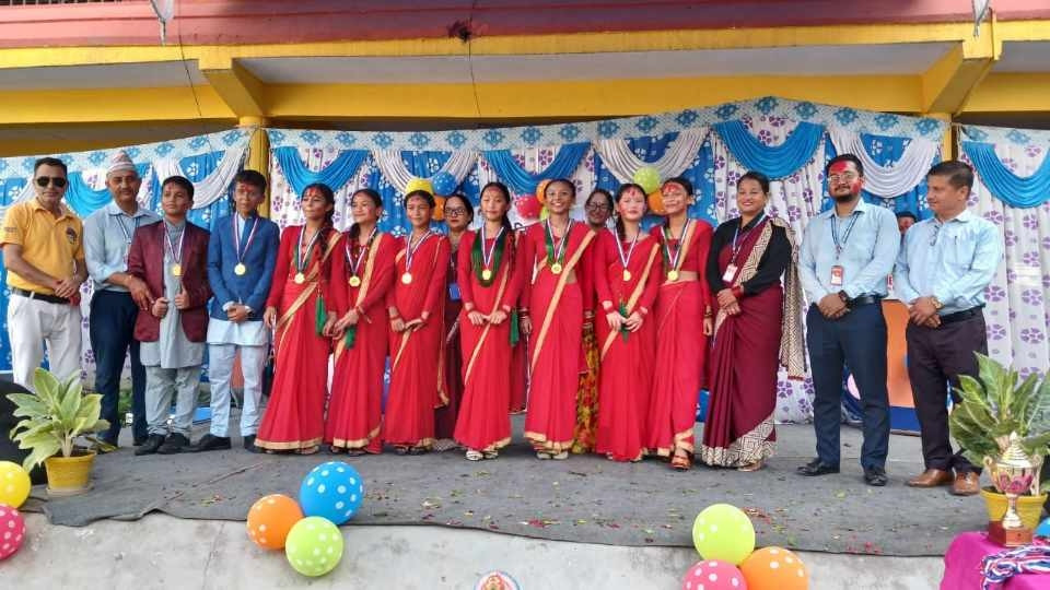 न्यू नमुनामा तीज गीत प्रतियोगिता सम्पन्न