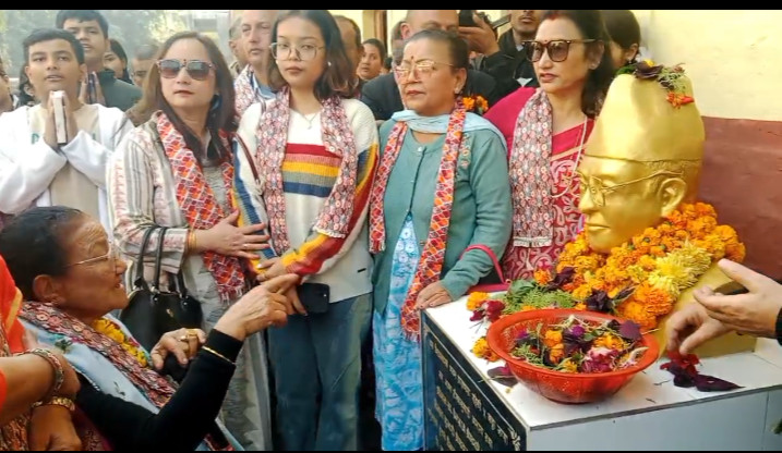 जनप्रीय माविमा जग्गादाताको शालिक अनावरण
