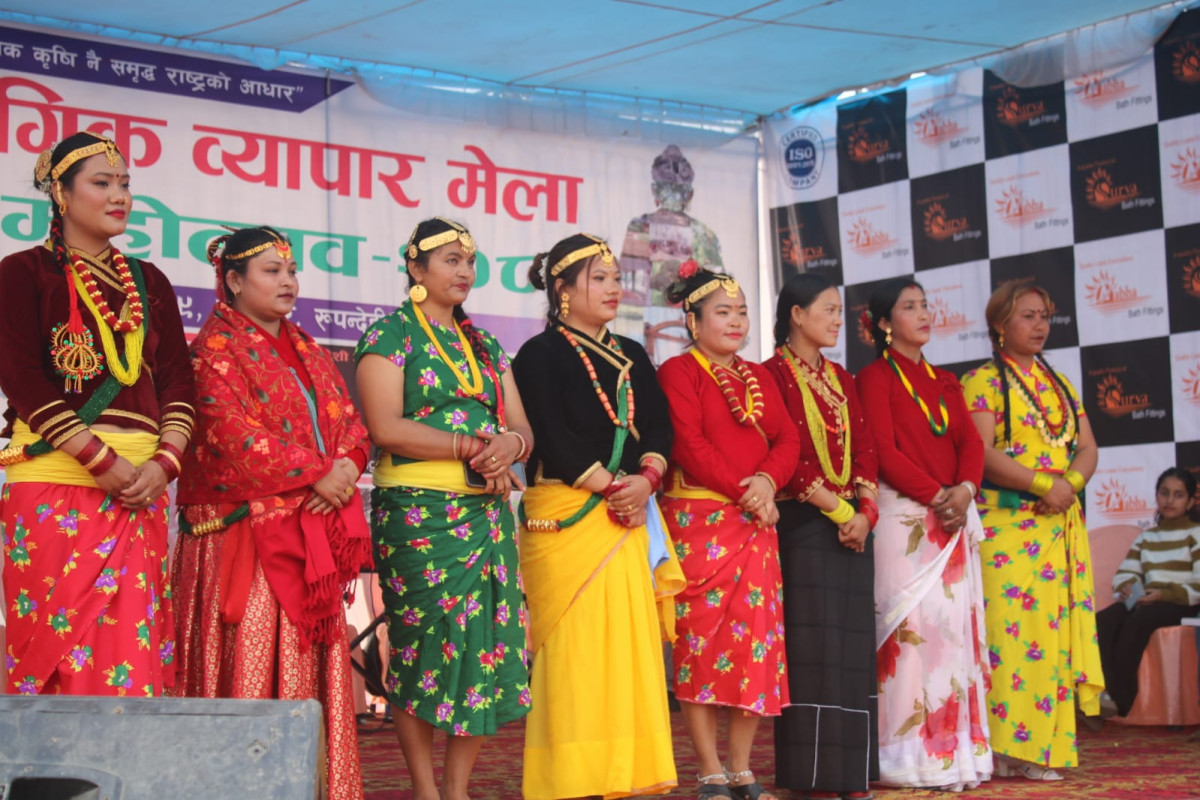 देवदह महोत्सव : मम्मी डान्सिङ्ग आइडलको उपाधी आशा अधिकारीलाई