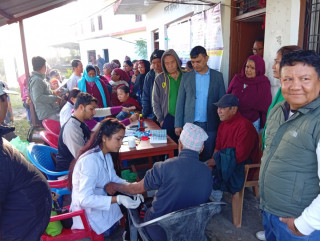 चरङ्गे भुमिगत खानेपानी संस्थाद्वारा  नि:शुल्क स्वास्थ्य परिक्षण