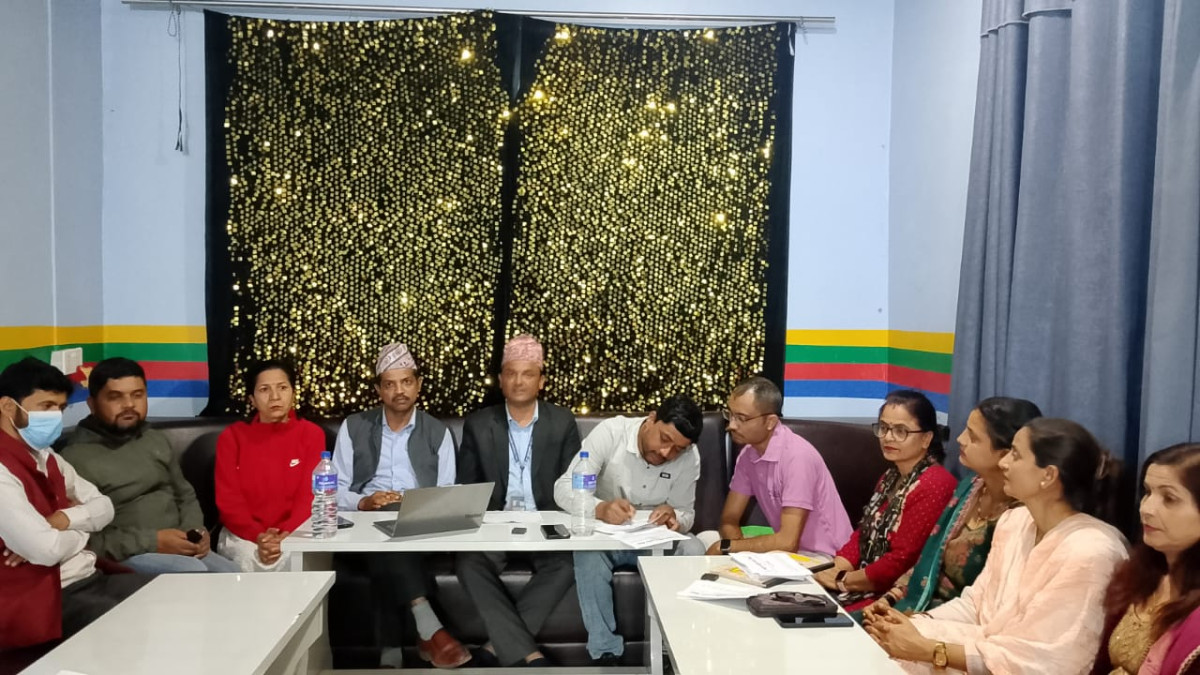'अनुरागको आगनी'मा गुञ्जिँदै कवि नवराज पराजुलीका कविता
