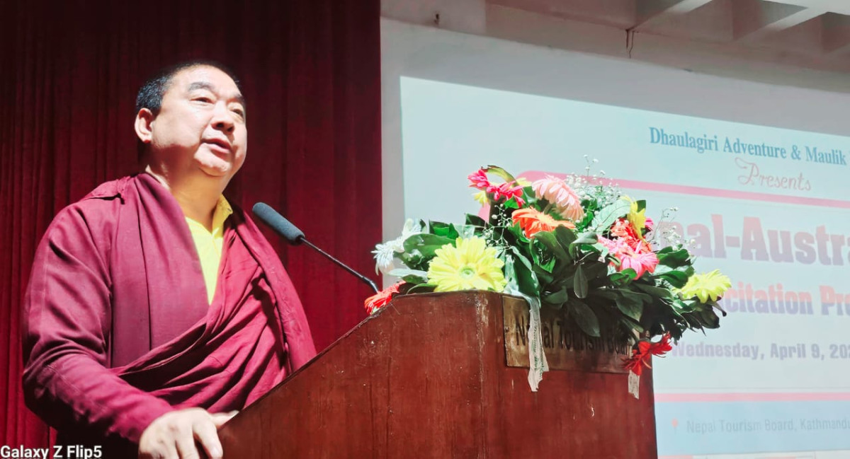 धर्म र संस्कृतिले विश्व मानव जातिलाई एउटै परिवारमा बाध्न सहयोग पुर्‍याउछ: उपाध्यक्ष डा.लामा
