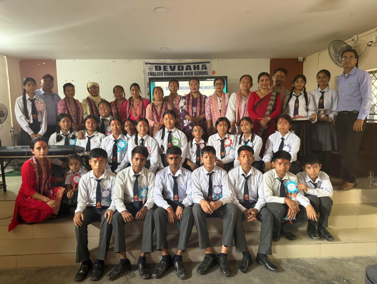 देवदह इङलिस बोर्डिङ स्कुलमा नवागंतुक विद्यार्थीलाई स्वागत तथा अभिमुखिकरण