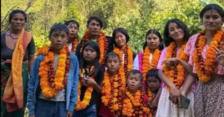 सिन्धुलीका हायू परिवारलाई प्रहरीले लगायो आफन्तको जिम्मा
