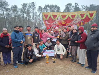कोलुवा शान्ति टोलले उचाल्यो देवदह–५ द्वारा आयोजित टोलस्तरीय फुटबल प्रतियोगिताको उपाधी