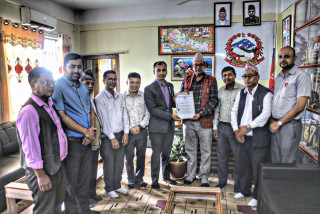 आइतबार पनि विद्यालय सञ्चालन गर्न माग गर्दै इप्सा द्वारा देवदह नगरपालिकालाई ज्ञापनपत्र