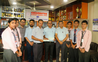भोटेकोशी बाढी प्रभावितका लागि सगरमाथा आवासीय माविको २ लाख २० हजार ९३९ रुपैयाँ सहयोग
